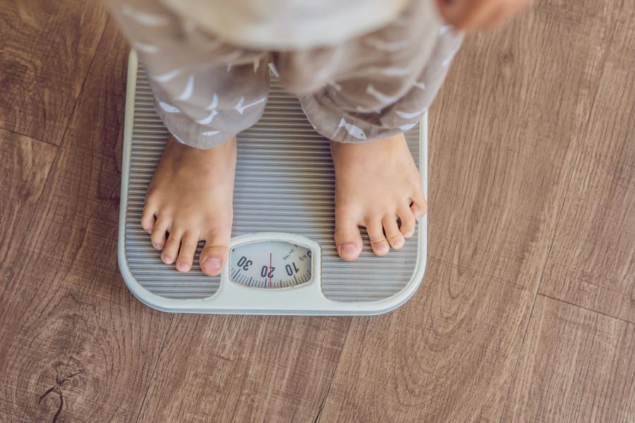 کاهش علائم چاقی در کودکان